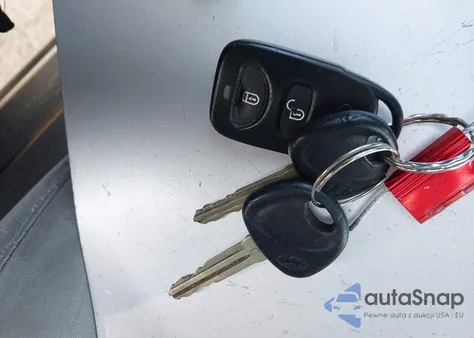 2007 Hyundai Santa Fe Gls from USA, damaged, VIN 5NMSG73D67H048687